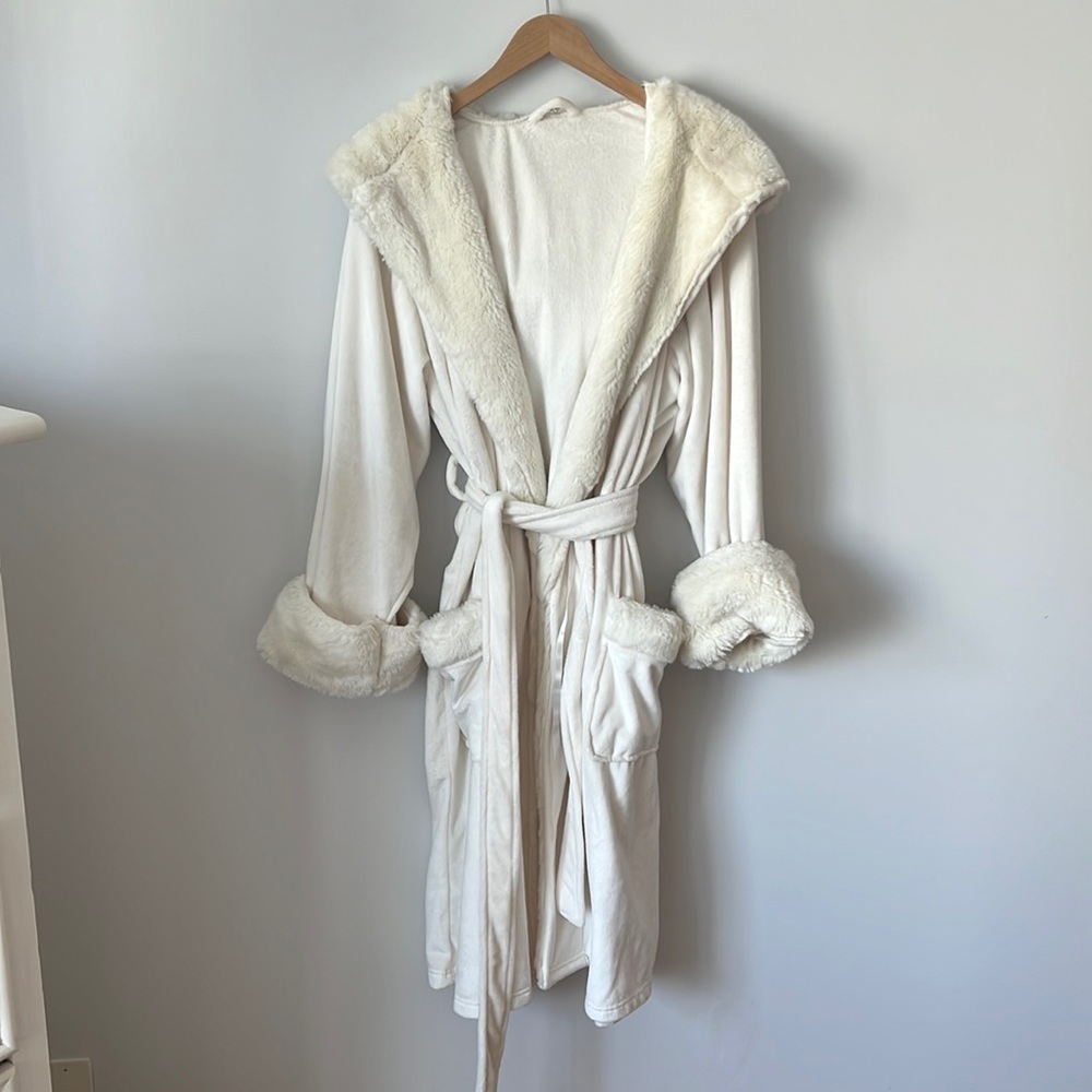 Ultra Soft Pottery Barn Robe